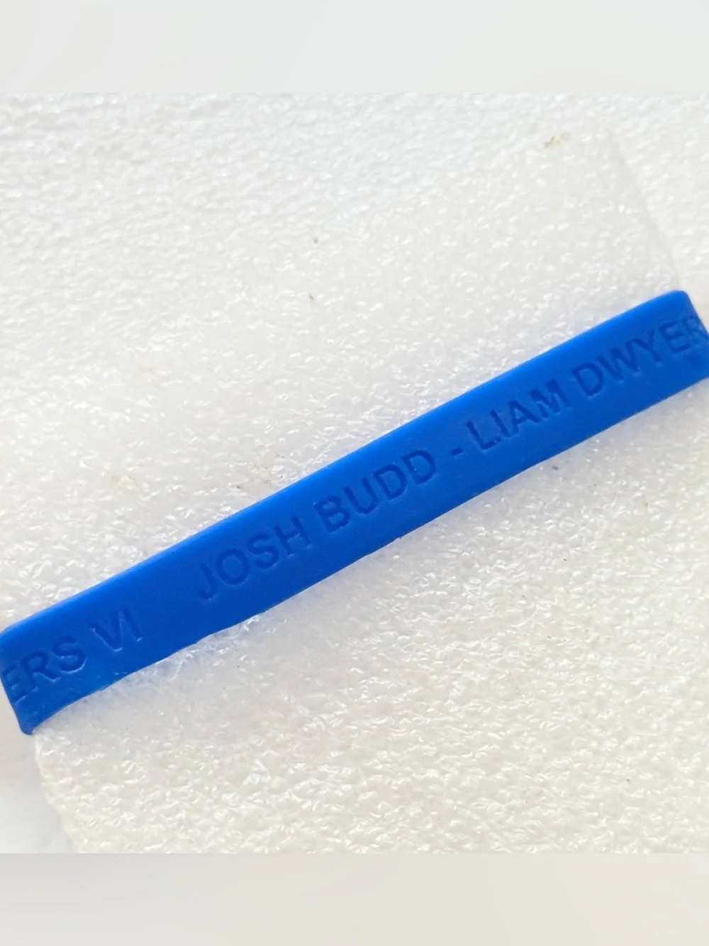 6 pcs of Assorted Silicone Wristbands with Green Statement Band Bracelet Jewelry